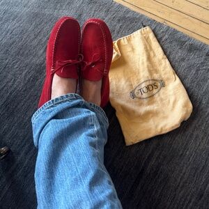 TOD'S MENS RED SUEDE GOMMINO DRIVING SHOES 10.5